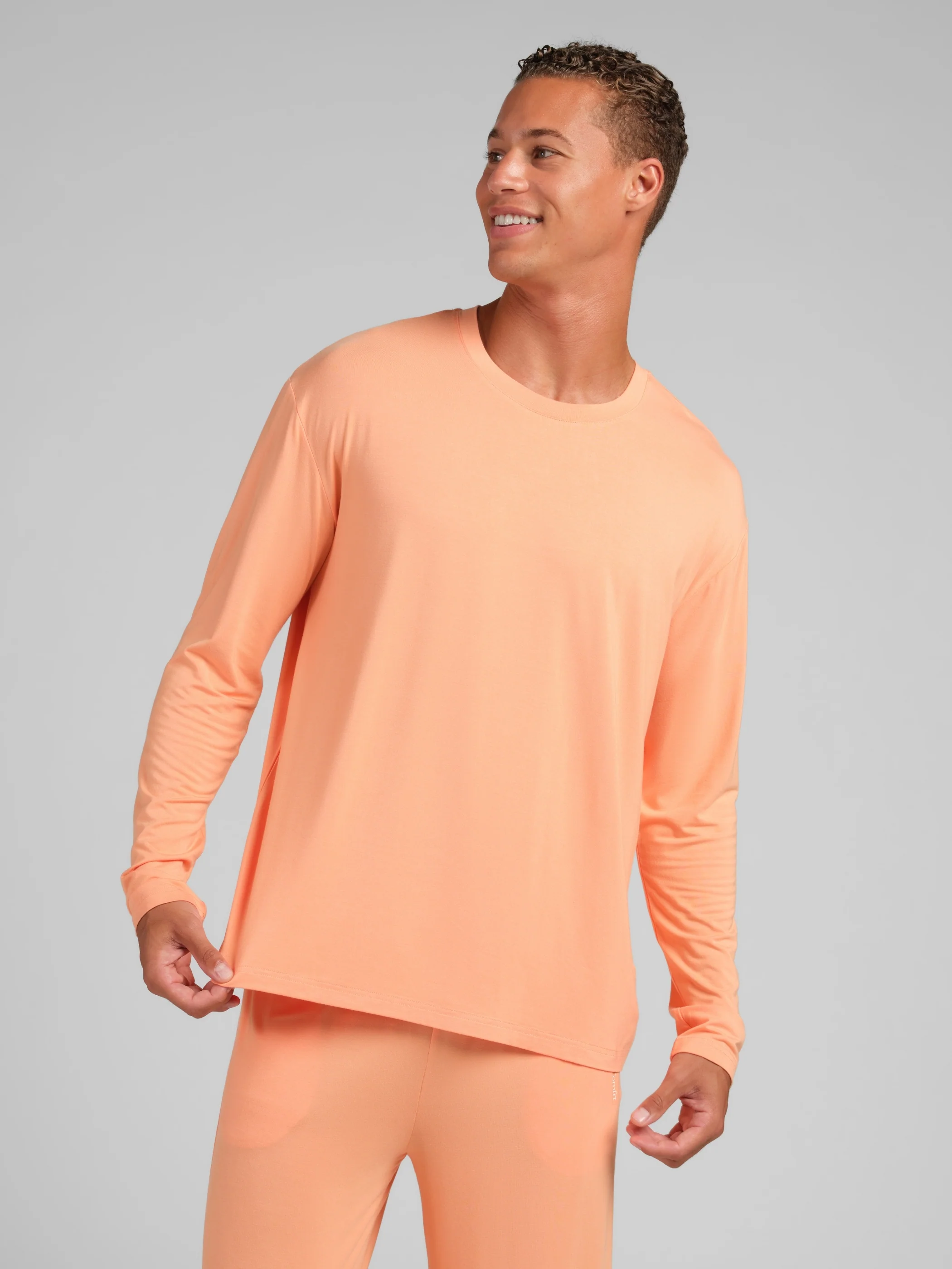Cloud Lounge Long Sleeve Tee - Image 74
