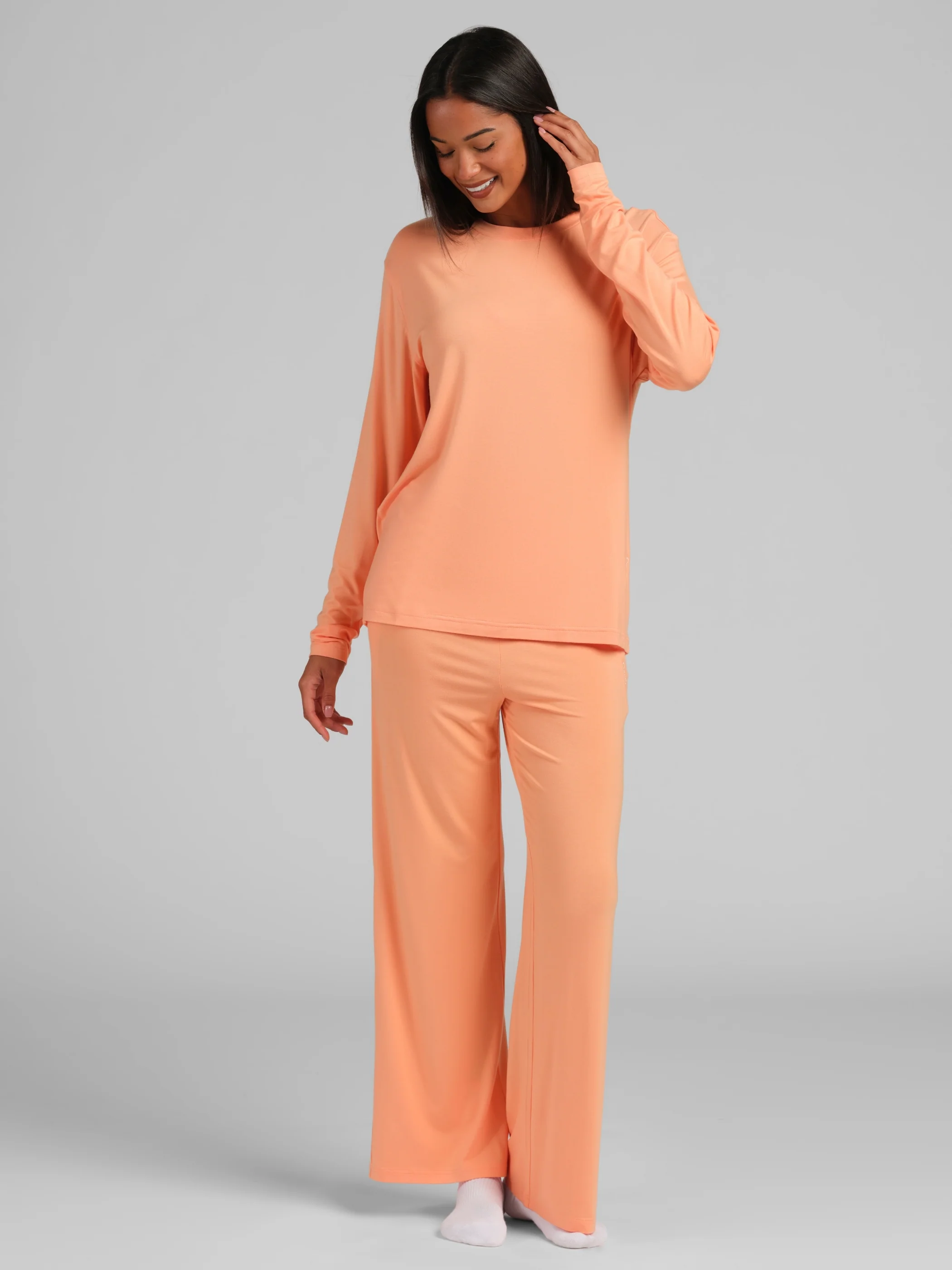Cloud Lounge Long Sleeve Tee - Image 75