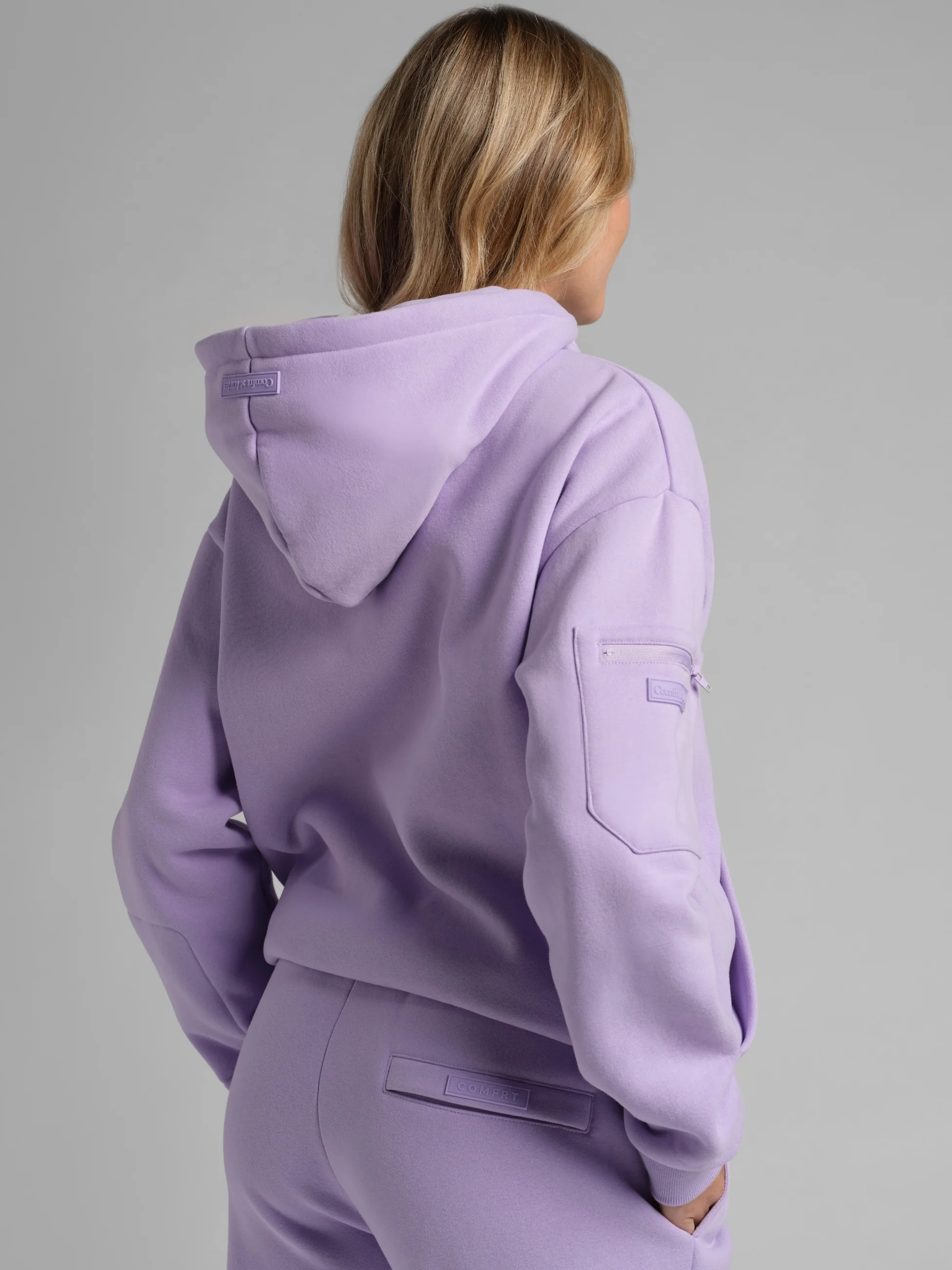 Comfrt x tarte Airplane Mode Travel Hoodie - Image 5
