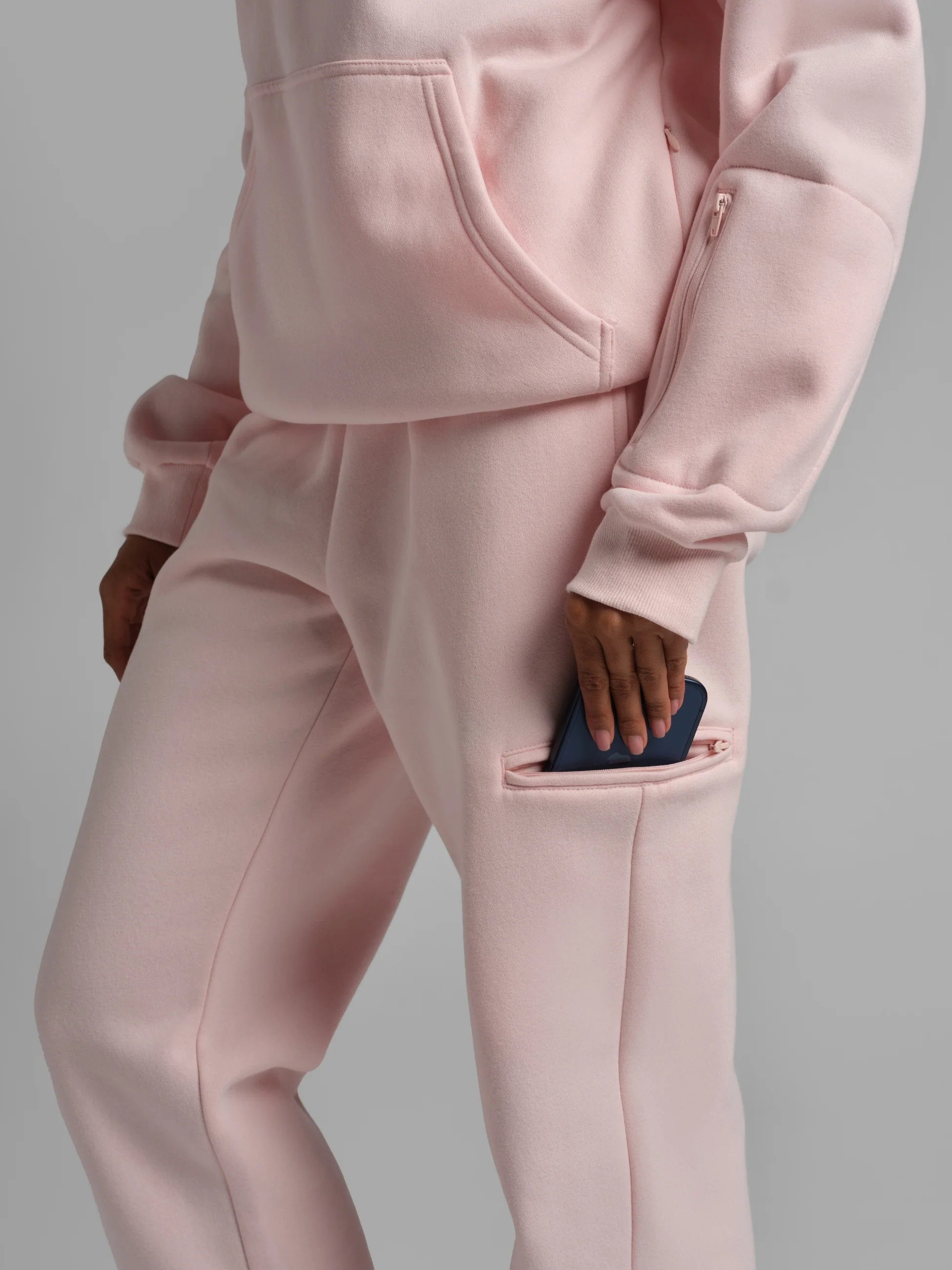 Comfrt x tarte Airplane Mode Travel Sweatpants - Image 16