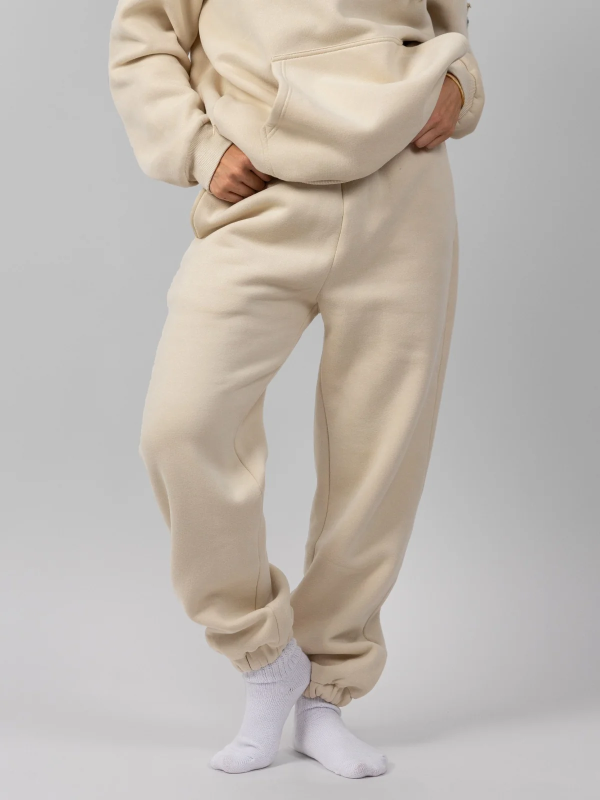 Travel Essentials Sweatpants - Image 28