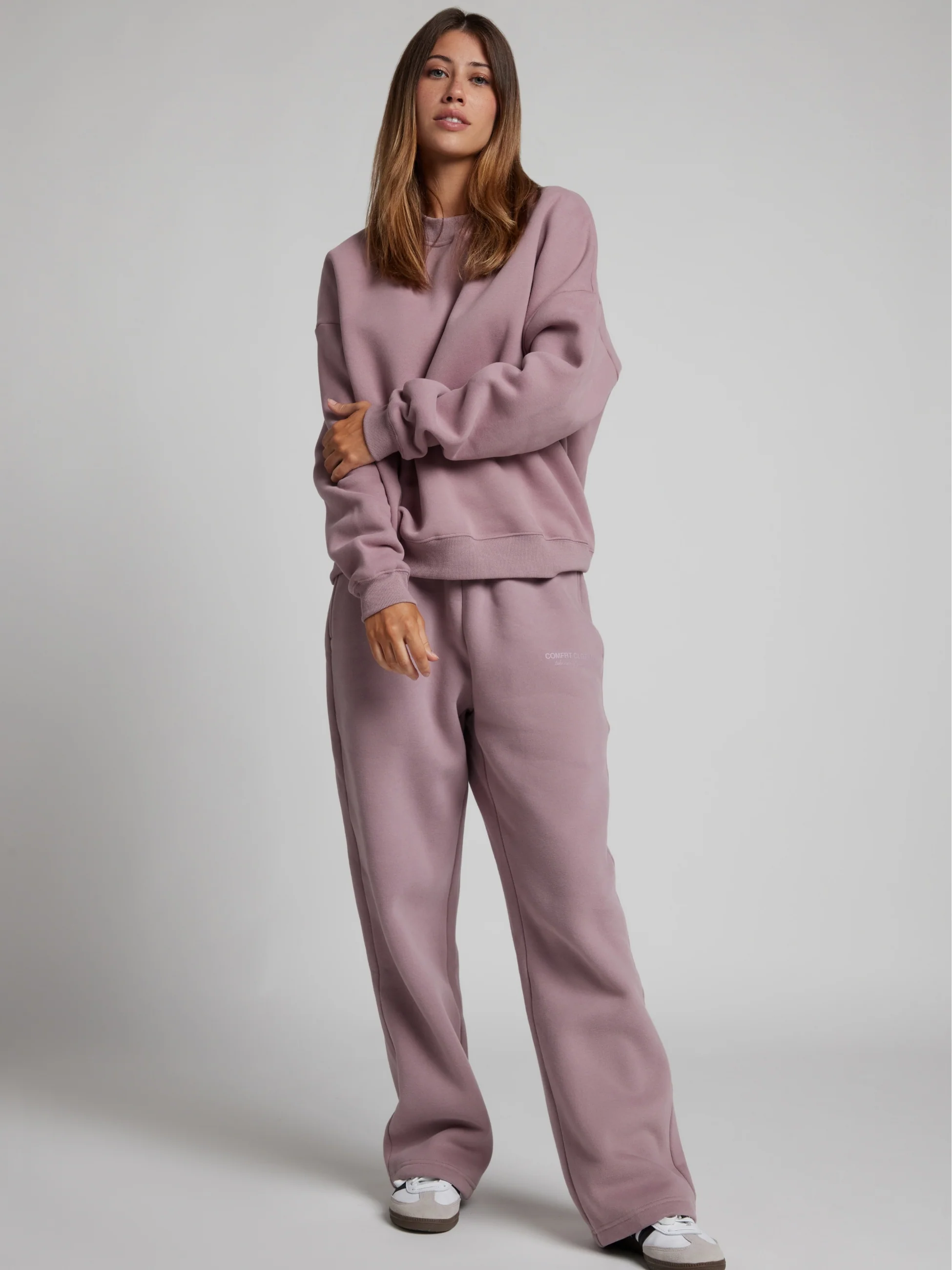 Basic Crop Crew - Image 31