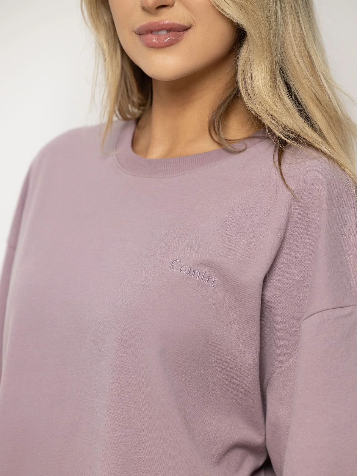 Essential Oversized Tee - Image 8