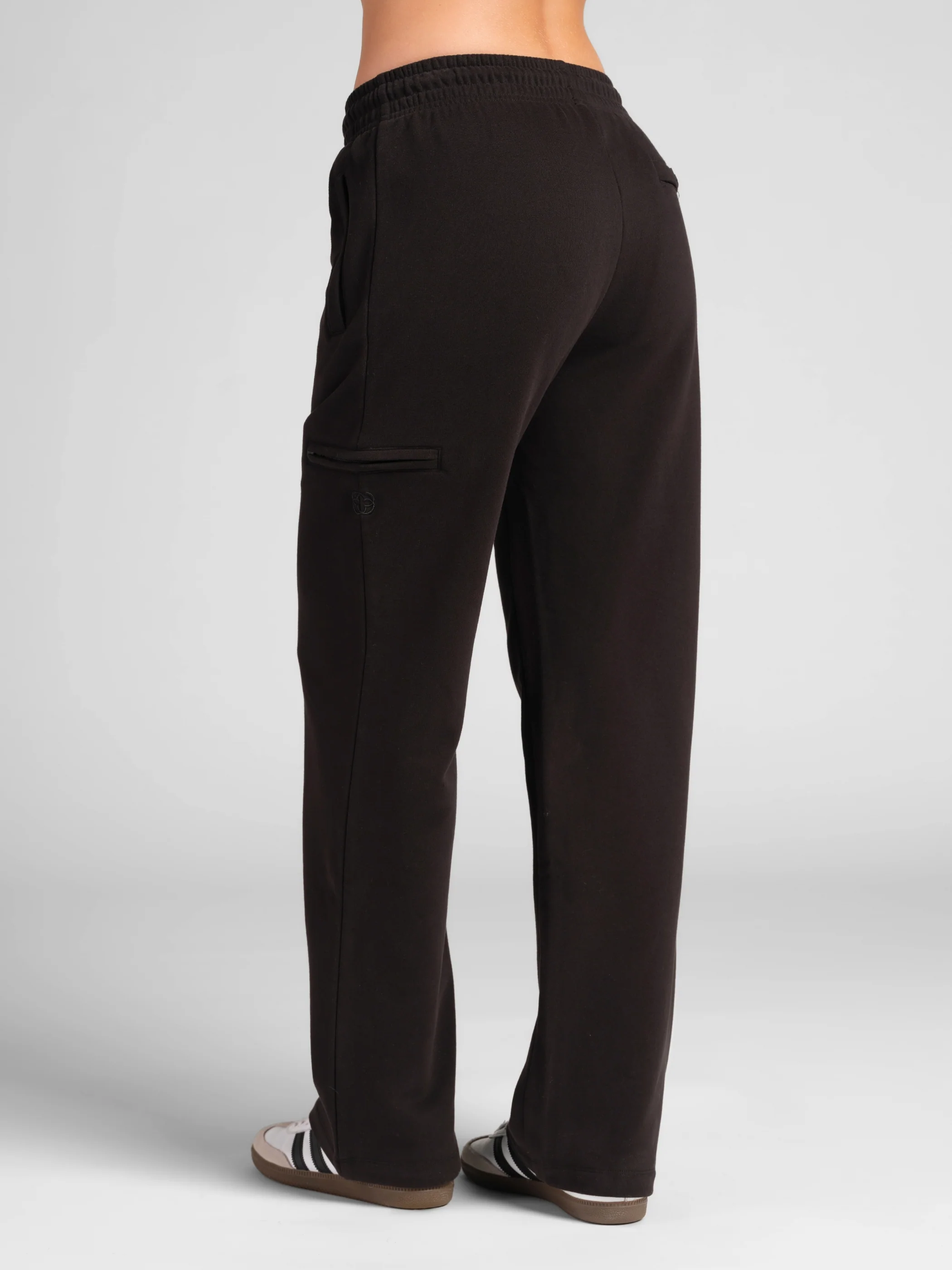 Halo Lightweight Airplane Mode Straight Leg Sweatpants - Image 21