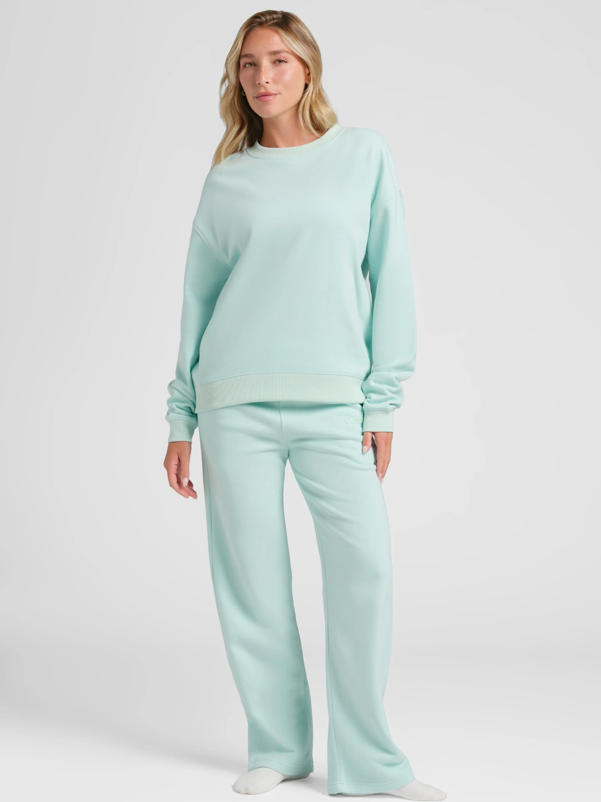 Halo Lightweight Crop Crew - Image 58