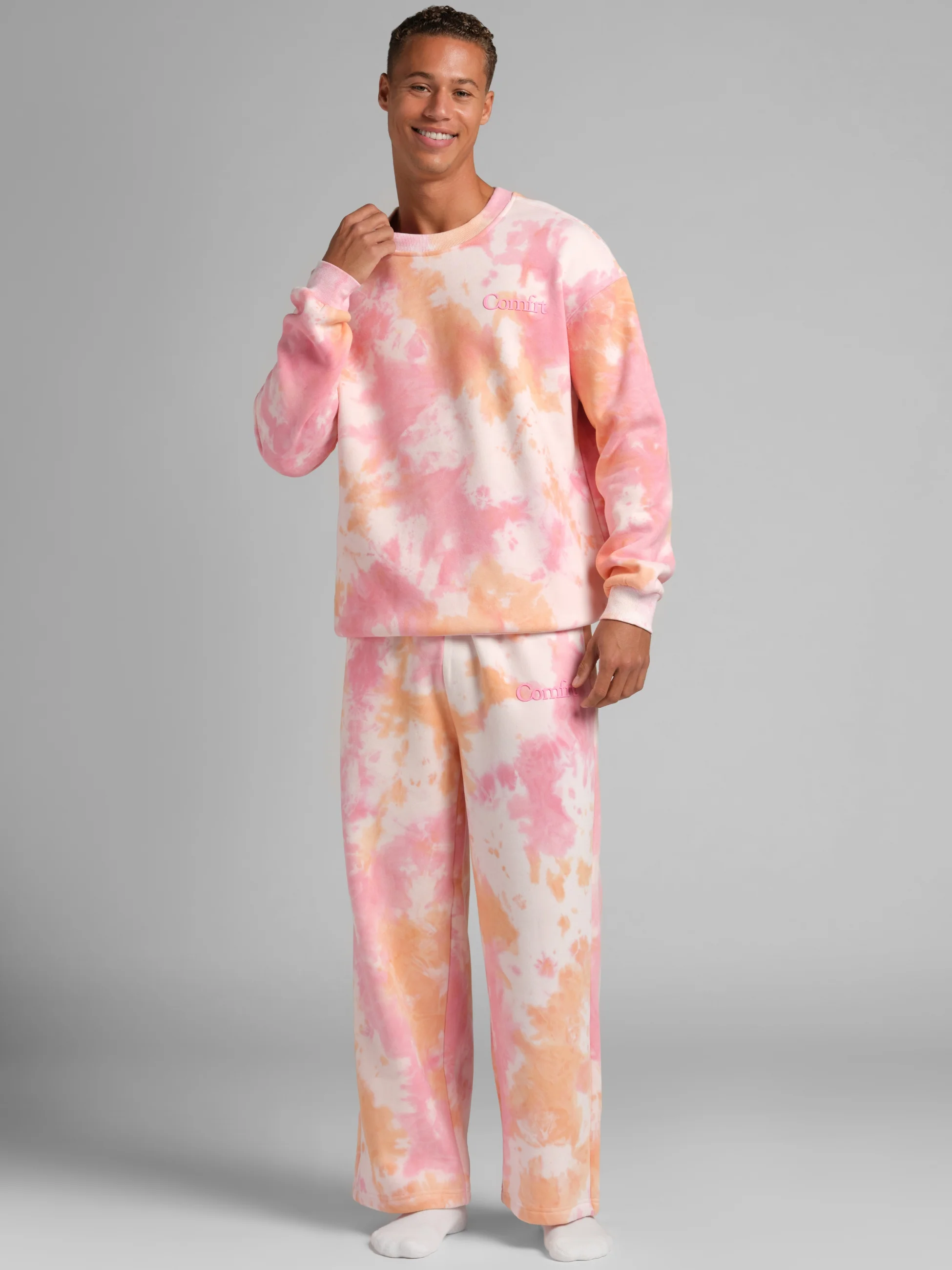 Minimalist Crew - Image 14