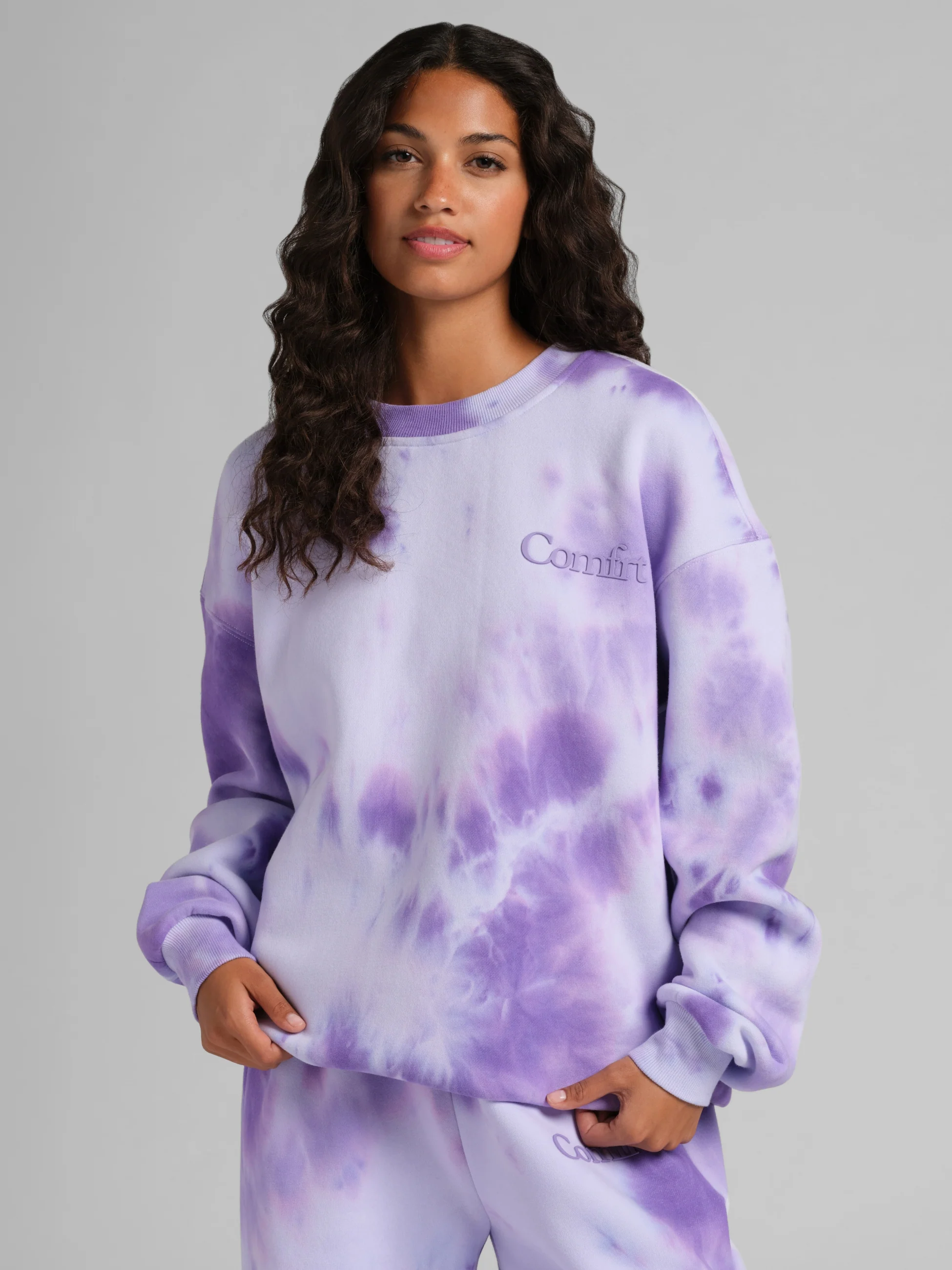 Minimalist Crew - Image 19
