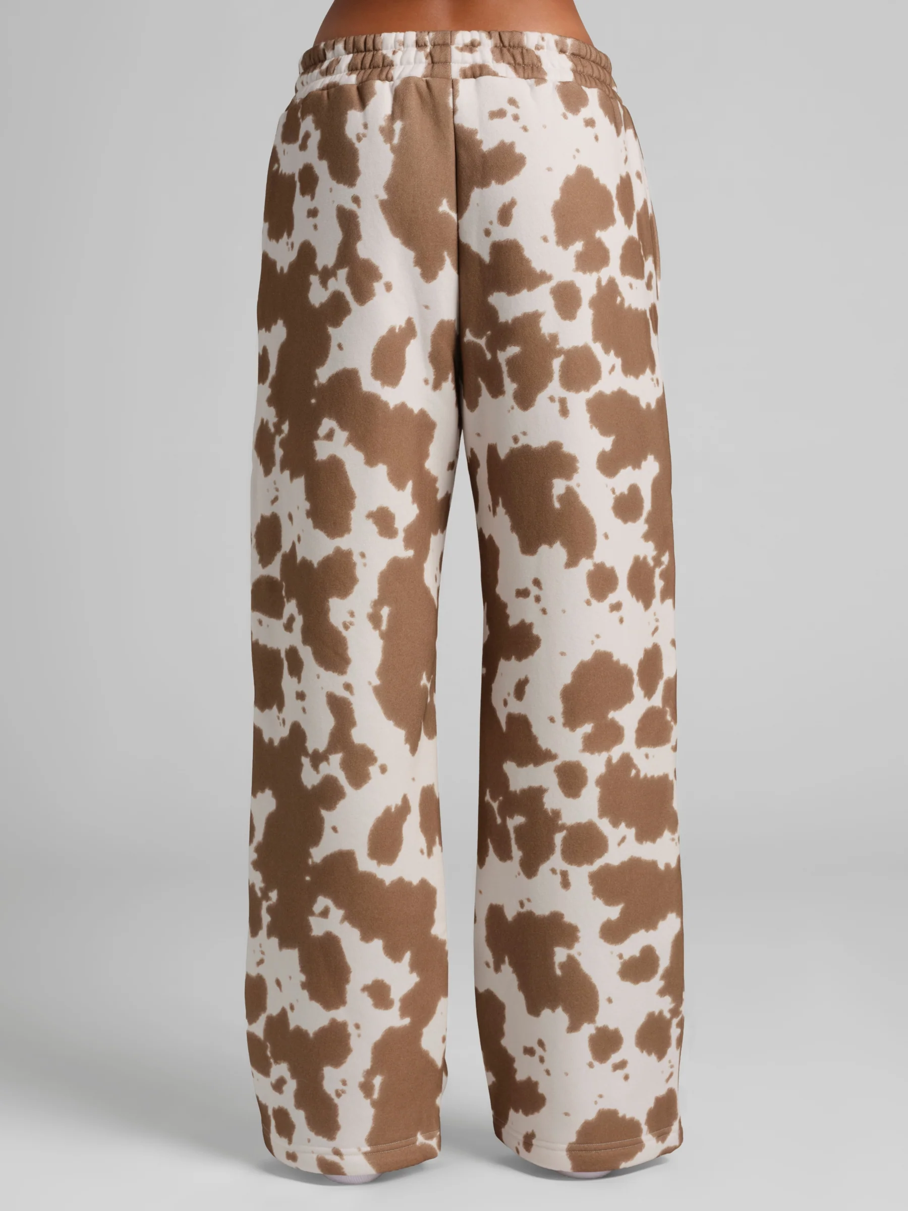 Minimalist Straight Leg Sweatpants - Image 120