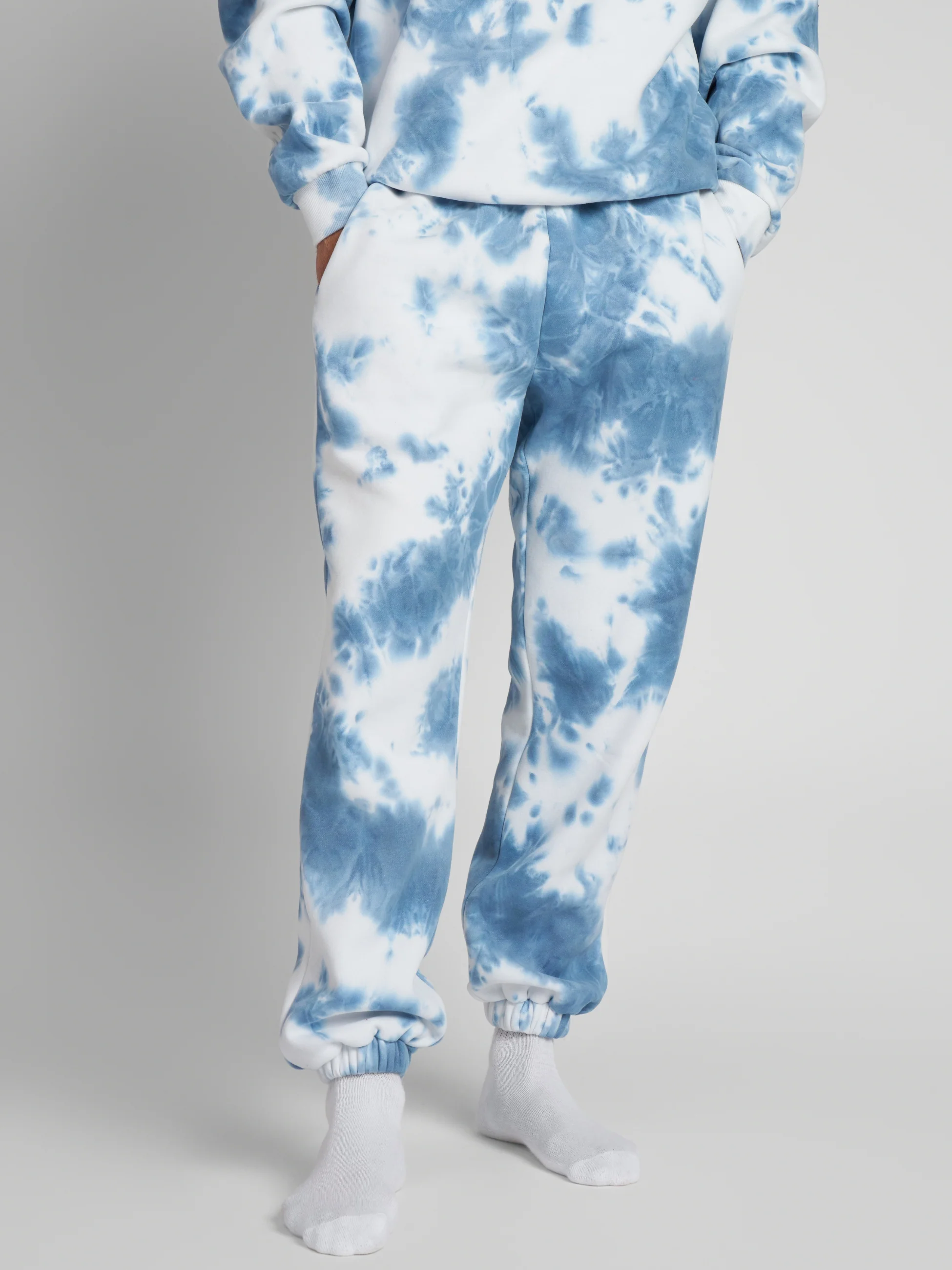 Minimalist Sweatpants - Image 51