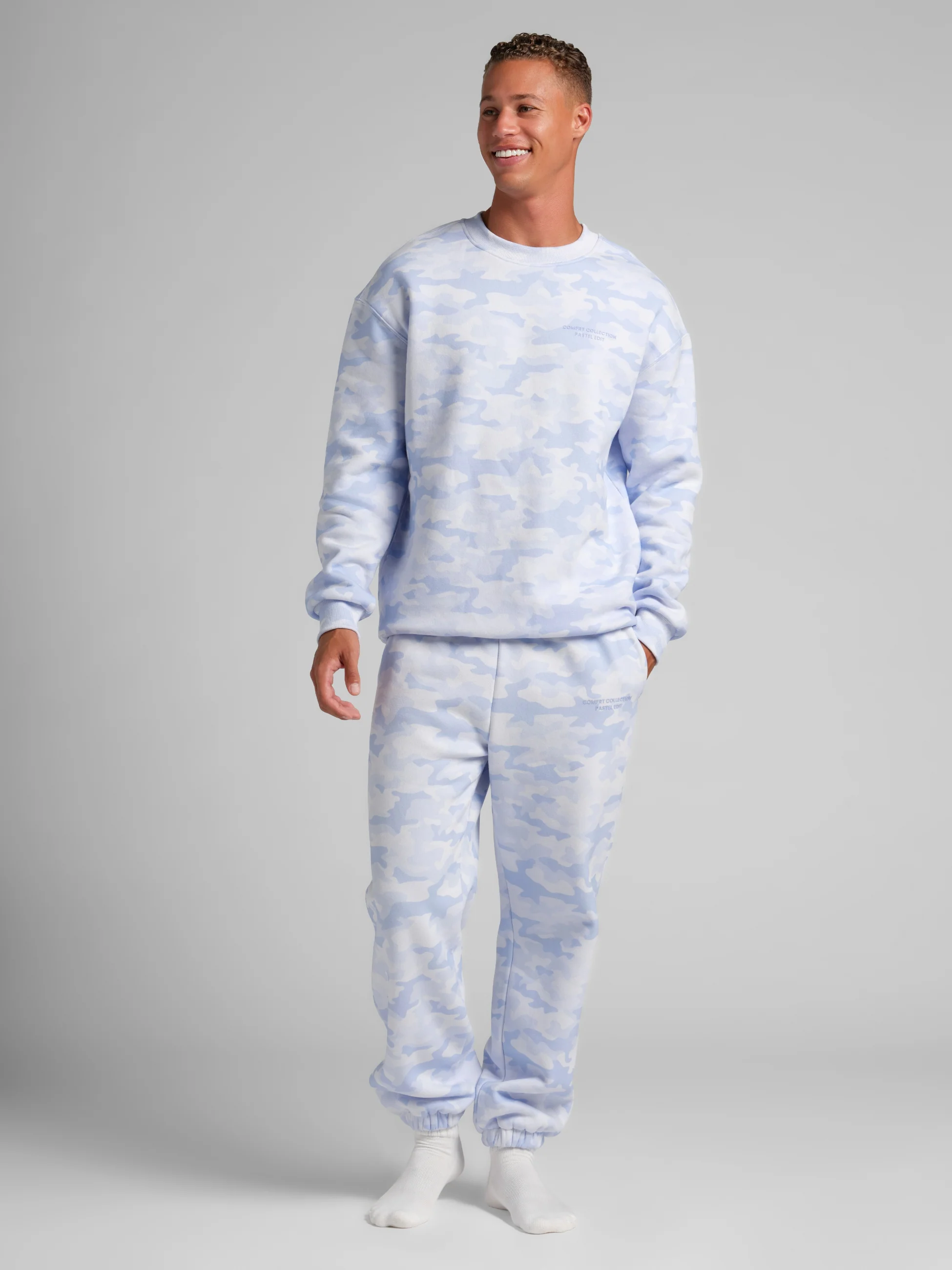 Pastel Crew - Image 26