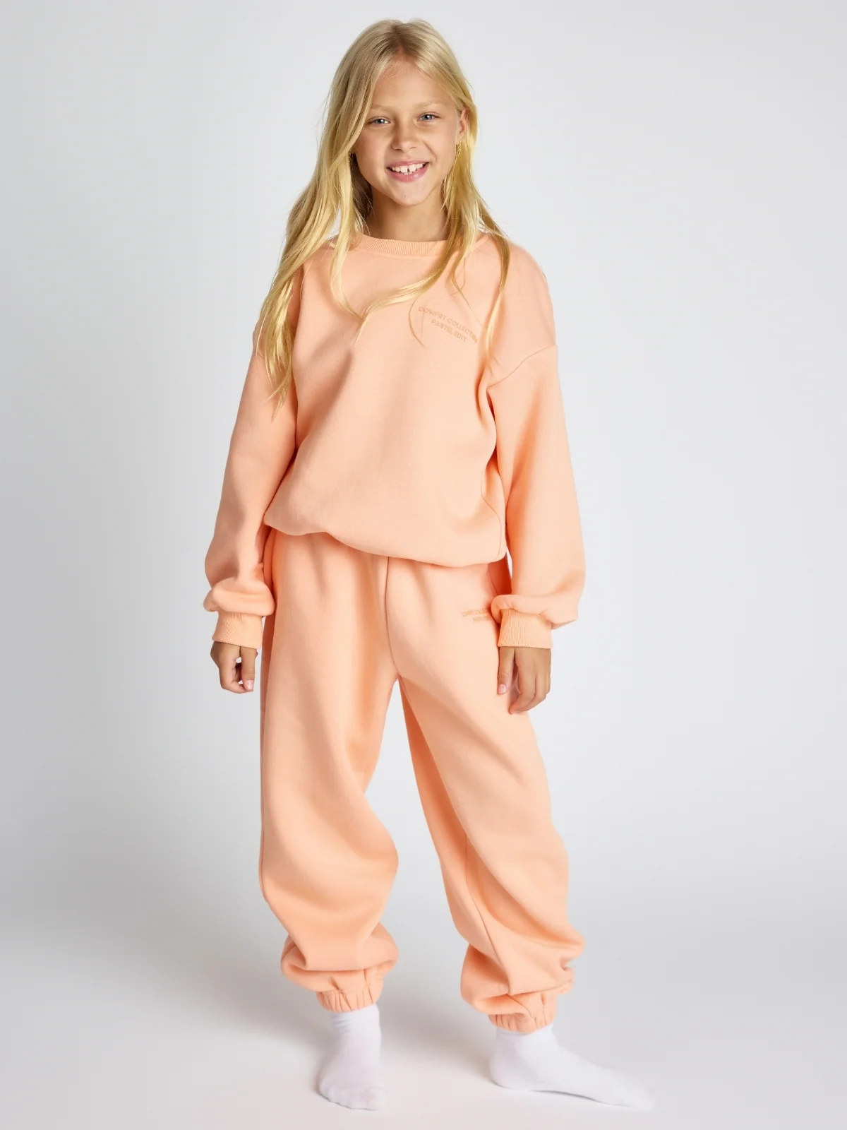 Pastel Kids Crew - Image 22