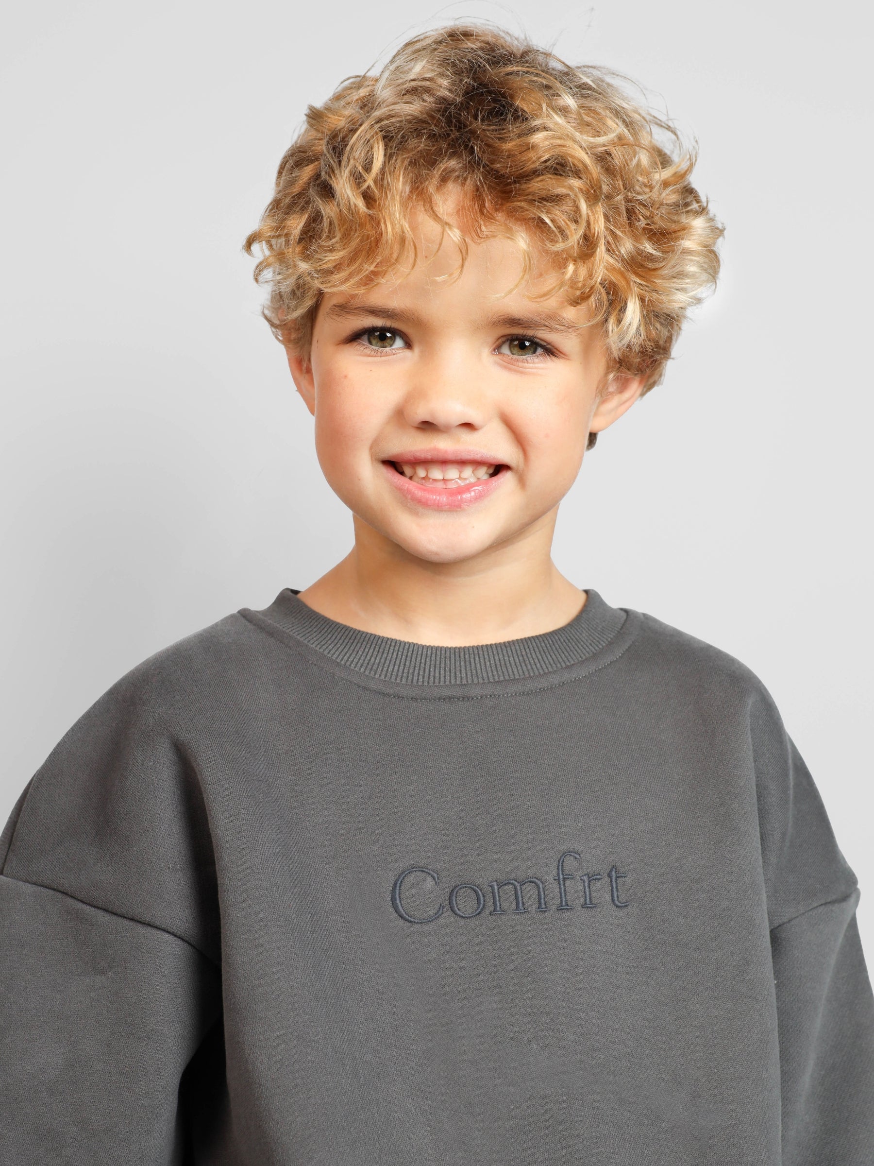 Signature Kids Crew - Image 5
